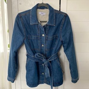 Jean jacket with Sherpa lining